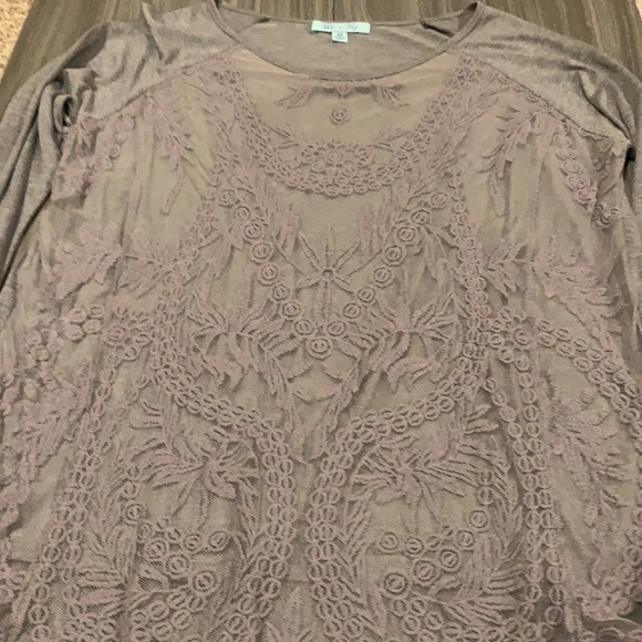 She + Sky Tops - Lace Long Sleeve Shirt